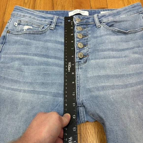 Judy Blue Jeans Womens 11/30 Light Wash High Rise Skinny Fit Button Fly Raw Hem - Picture 8 of 10